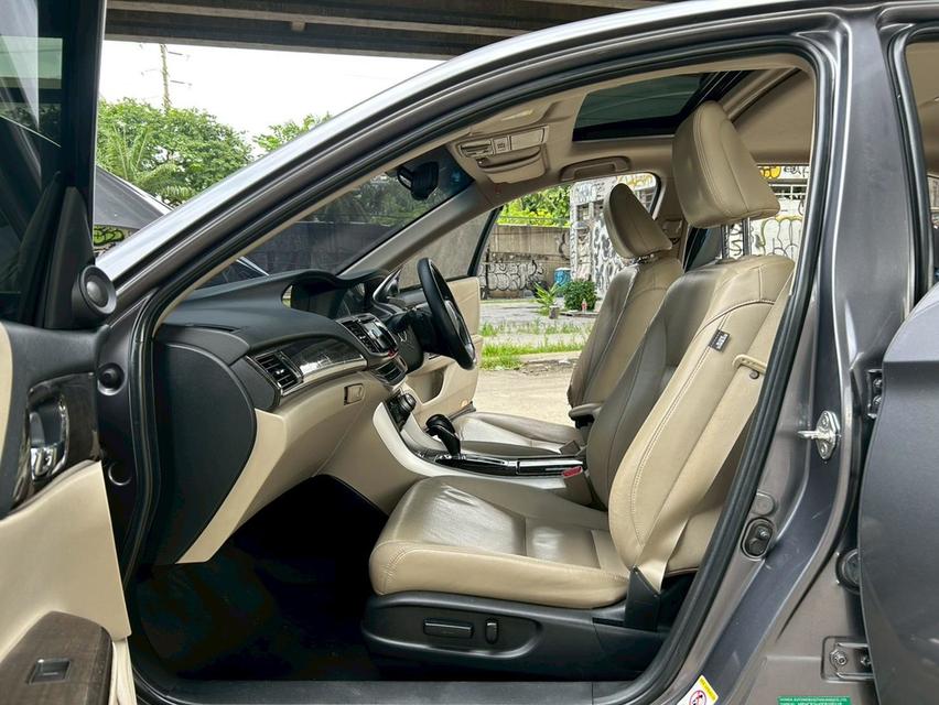 🚗 2013 Honda Accord 2.4 Tech Sunroof AT รูปที่ 17