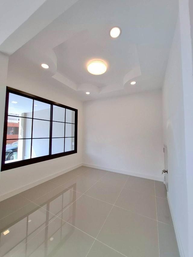 หมู่บ้านพฤกษา49/1 12
