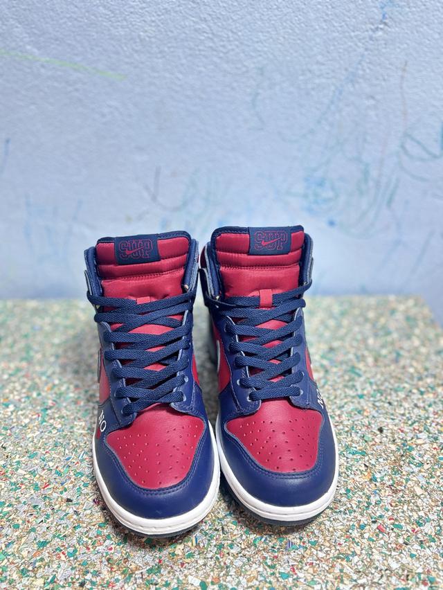 Nike x Supreme SB Dunk High “By Any Means/Red”