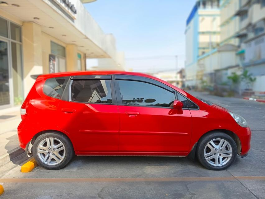 ขาย Honda Jazz 2004 สีแดง โฉมแรก รูปที่ 1