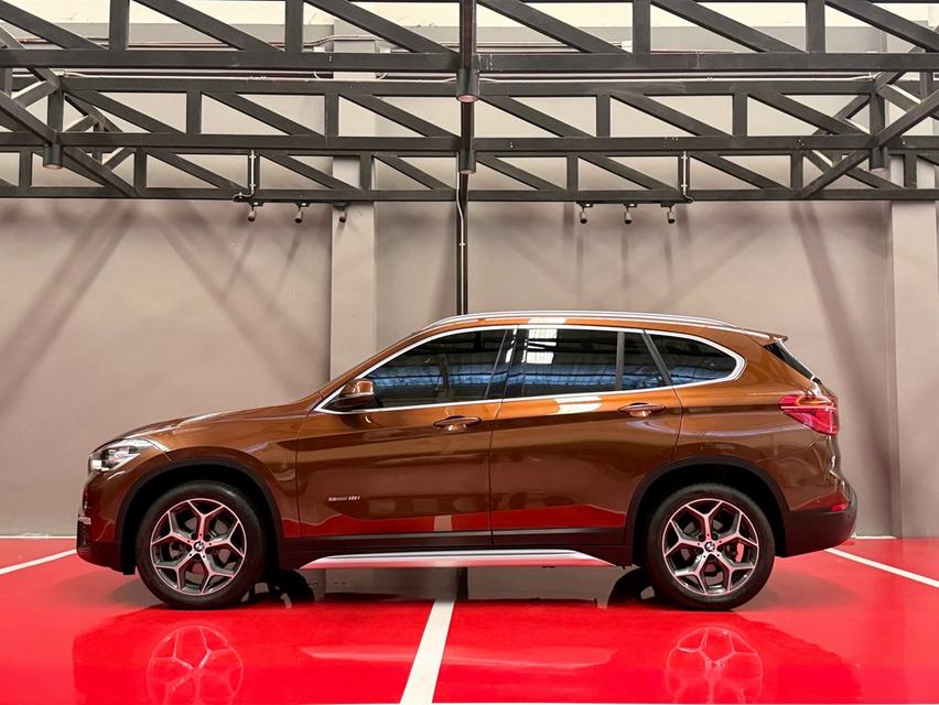 2017 BMW X1 F48 รถออกศูนย์ BMW THAILAND รถสวยสภาพสมบูรณ์พร้อมใช้งาน รถวิ่งน้อย เข้าศูนย์ทุกระยะ รถไม่เคยมีอุบัติเหตุครับ รูปที่ 5