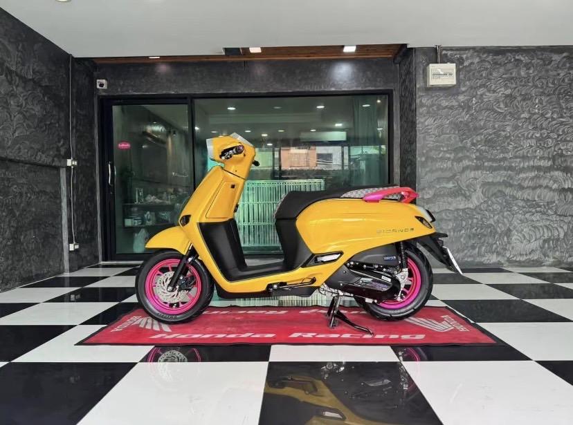 Honda Girono 125cc 2024