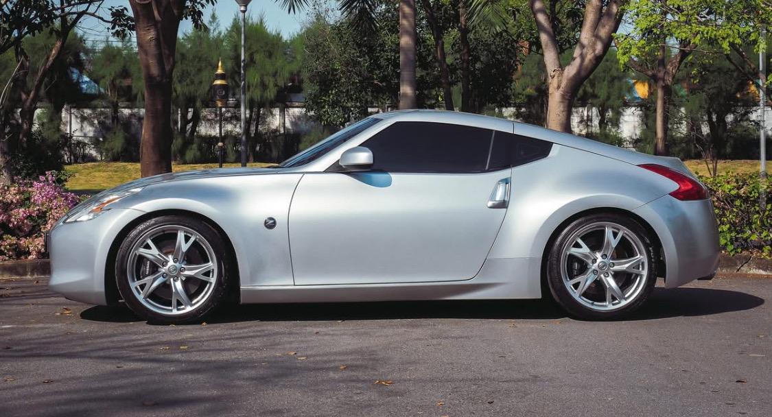 ส่งต่อรถยนต์รุ่น Nissan 370 Z ปี 2009 2