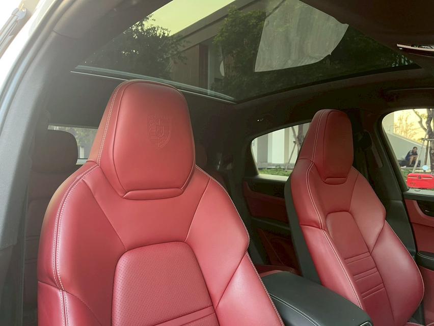 Porsche Cayenne Coupe E-Hybrid Sport Design 2021 สีขาว รถสวยมือเดียววิ่งน้อย ราคาพิเศษ รูปที่ 18