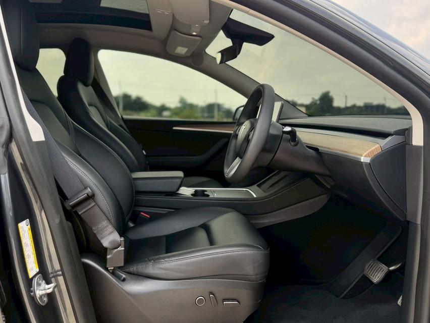 Tesla Model Y  Rear-Wheel Drive ปี 2023 17