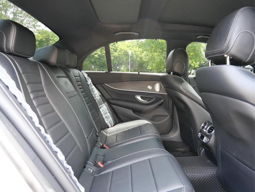 รหัสรถ MZ1617 🚘 Mercedes-Benz E300e AMG เกียร์: Auto 2.000 CC. ปี 2021   13