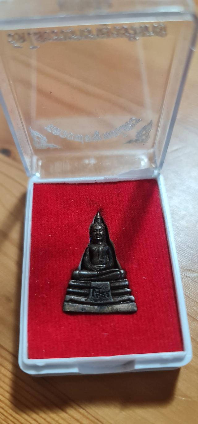 รูปหล่อ หลวงพ่อพุทธโสธร วัดโสธรวรารามวรวิหาร แปดริ้ว 2