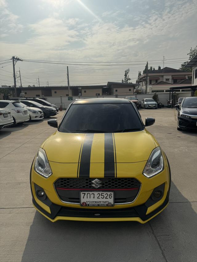 Suzuki Swift GLX ปี218 ไมล์น้อย เจ้าของขายเอง