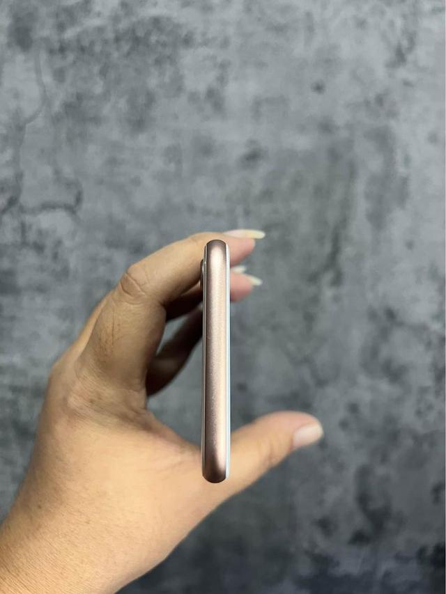 iPhone 8 64GB สภาพนางฟ้า 2