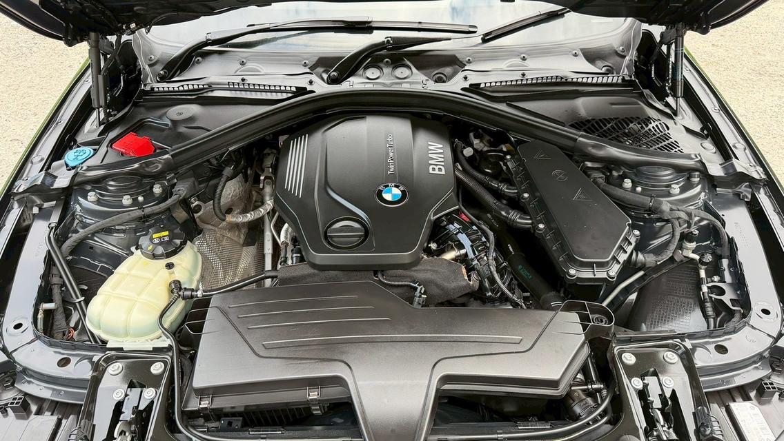 🔥#BMW F30 LCI 320D ICONIC ปี2017เครื่องยนต์ดีเซล 2.0 TwinTurbo เกียร์ZF 8Speed เลขไมล์ 160,xxx กม. รถบ้านแท้ เจ้าของ 1 มือ🤗เพียง 599,000(จัดไฟแนนซ์ รูปที่ 10