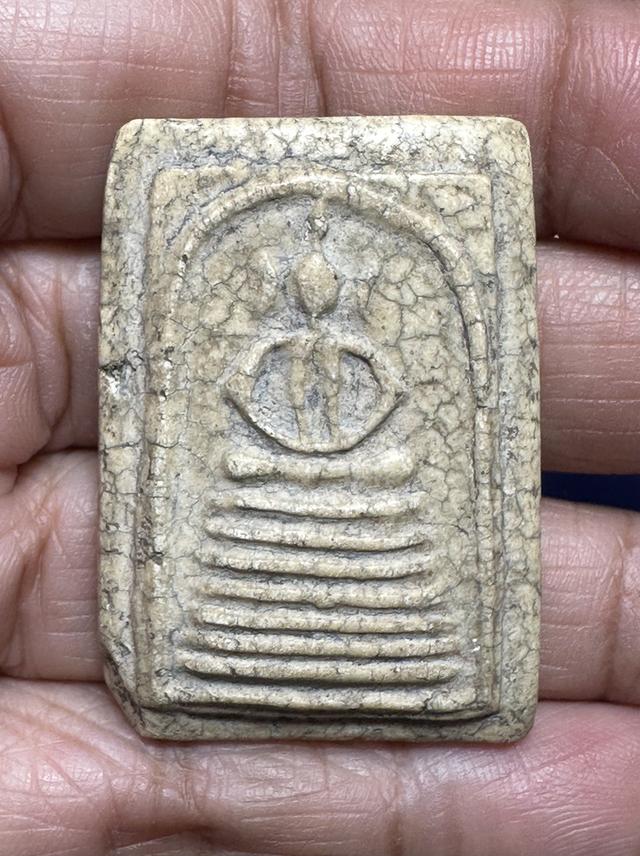 พระสมเด็จวัดเกศไชโย พิมพ์นักเลงโต