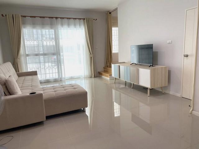 ให้เช่าทาวน์โฮม 3 ชั้น 3 ห้องนอน บ้านกลางเมือง สวนหลวง เฉลิมพระเกียรติ ร.9 ซอย 28 ตรงข้ามสวนหลวง 3