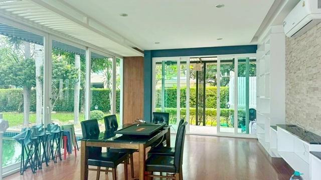 ม.นานาชาติแสตมฟอร์ด 200 ม. ARLหัวหมาก 1.8กม. ขาย คฤหาสน์ 2 ชั้น หลังใหญ่ กว้าง จัดเต็มเฟอร์ฯทั้งหลัง 5 นอน 6 น้ำ . 8