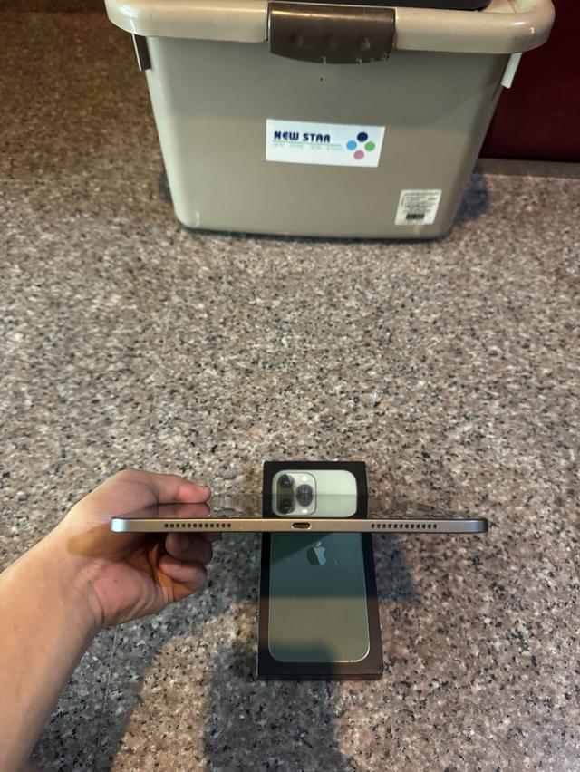 ขายๆๆๆถูกๆๆiPadAir5 M1 สีSpace Gray 256กิ๊ก Wifi Only ใช้งานดีทุกๆฟังชั่นสูนTrueทุกๆฟังชั่นรีสโตได้ตลอดไม่มีติดไอคราว Model TH/A ( จอสวยๆขาวจั๊วไม่เบร 4