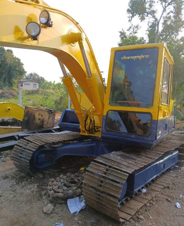 สำหรับขาย Komatsu PC120-3 มือ 2