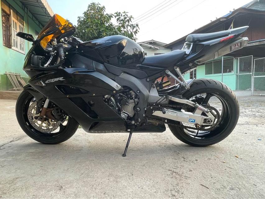 Honda CBR 1000  ปี 2005 3