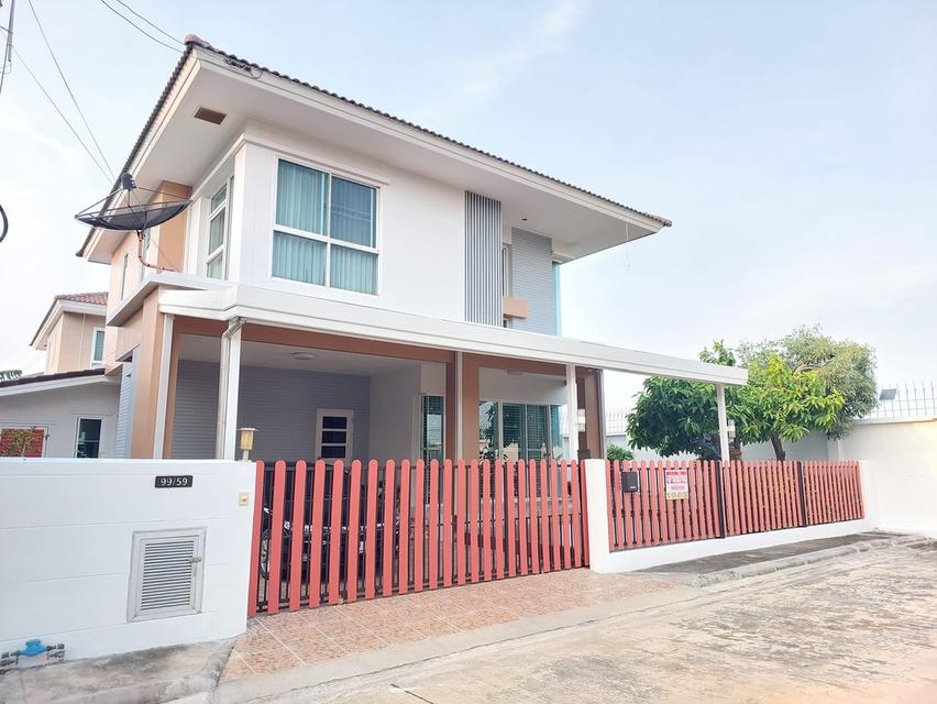 ขายบ้านเดี่ยว 2 ขั้น หมู่บ้านอลิชา (สุขสวัสดิ์-ประชาอุทิศ) ซอยประชาอุทิศ 131 เจ้าของขายเอง 1