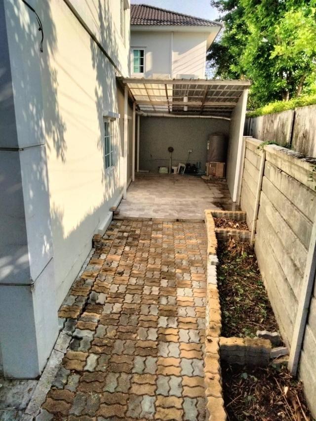 ขายทาวน์โฮม 2 ชั้น หมู่บ้านโกลเด้น ทาวน์ ลาดพร้าว ซอยนวมินทร์ 42 แยก 27 ถนนประเสริฐมนูกิจ แขวงคลองกุ่ม เขตบึงกุ่ม กรุงเทพ ขายราคา 4.30 ล้านบาท ให 7