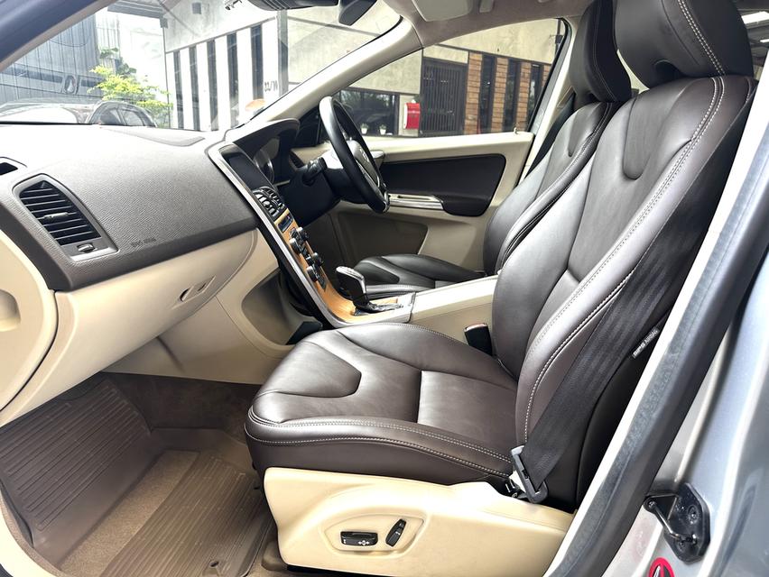 VOLVO XC60 2.0 D4 เครื่องยนต์ดีเซล ปี2013 11