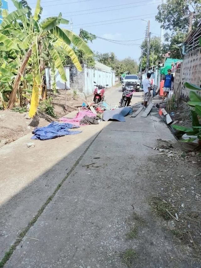 ขายด่วน !! ที่ดิน 98 ตารางวา ติดถนนคอนกรีต ไทรน้อย15/2 นนทบุรี 3