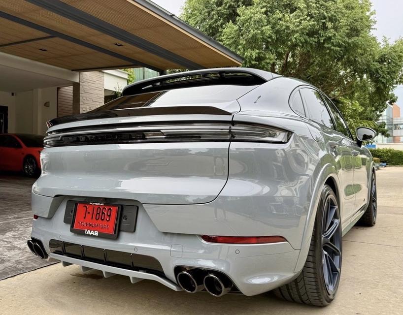 Porsche Cayenne E-Hybrid Coupe