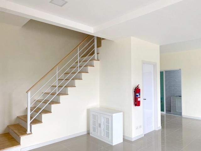 ให้เช่าบ้าน 2ชั้น ต่อเติมหน้าแล้ว ตลาดมารวย หทัยราษฏร์ 54 วงแหวน-คลอง5 ตลาดนัด เค สเปซ 136 ตรม. สน. ภูธรลำลูกกาซิตี้ 3