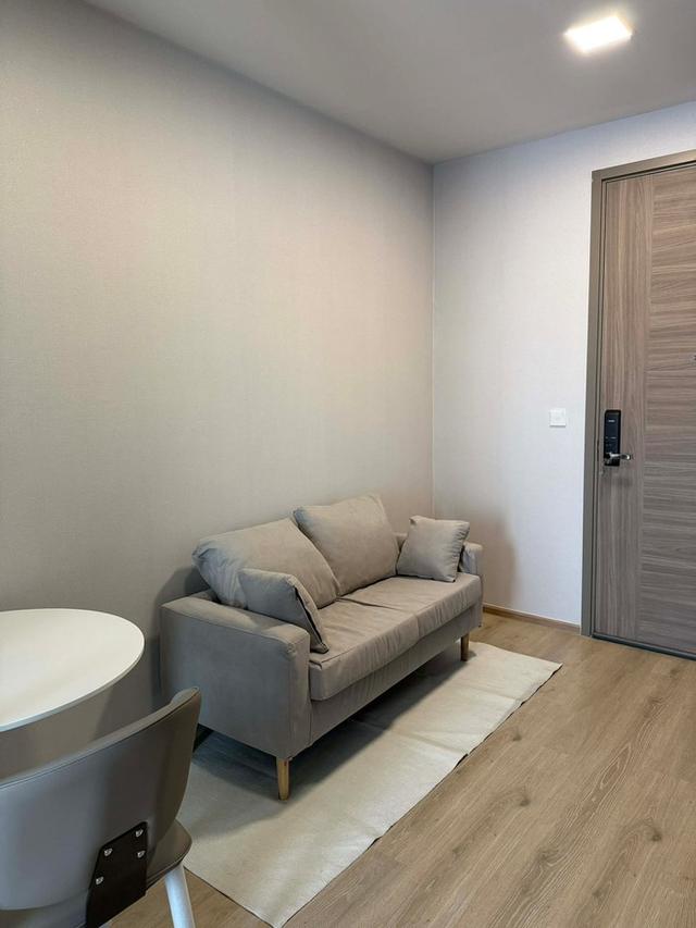 เช่าถูก 13,500 บาท ** รหัส 180198 ** 1 นอน 27 ตร.ม ** The Privacy Taopoon Interchange ** ติดรถไฟฟ้า เตาปูน / บางซื่อ ** 088-398-3835 MR.BOAT 6