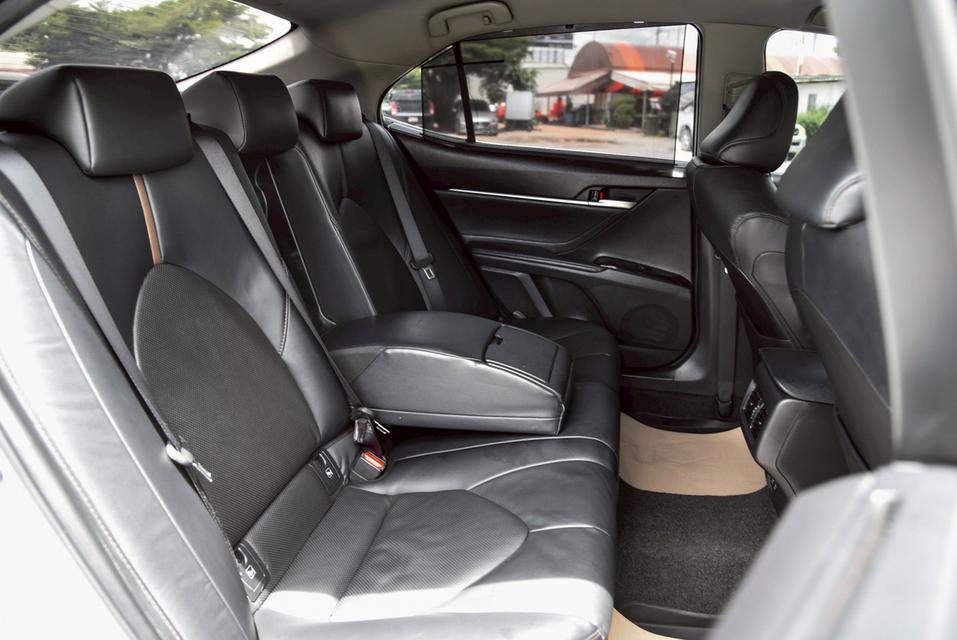 รหัสรถ CBL5903 TOYOTA CAMRY 2.0 G AT 2019 11