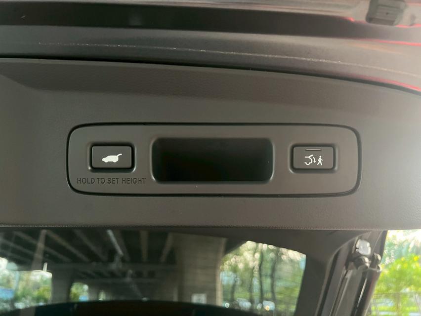 ðĨāļāļĢāļĩāļāļēāļ§āļāđ āļĢāļāļŠāļ§āļĒāļĄāļ·āļāđāļāļĩāļĒāļ§ āļāļĩāđāļŦāļĄāđ āļĢāļēāļāļēāļŠāļļāļāļāļļāđāļĄ Honda HRV 1.5 EL e:HEV AT āļāļĩ 2023 āļĢāļđāļāļāļĩāđ 20