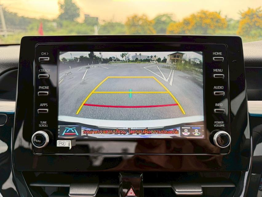 TOYOTA CAMRY 2.5 HEV Premium MNC Sunroof ปี23 สีขาวมุก สวยสุดในรุ่น มือเดียว สภาพป้ายแดง 11