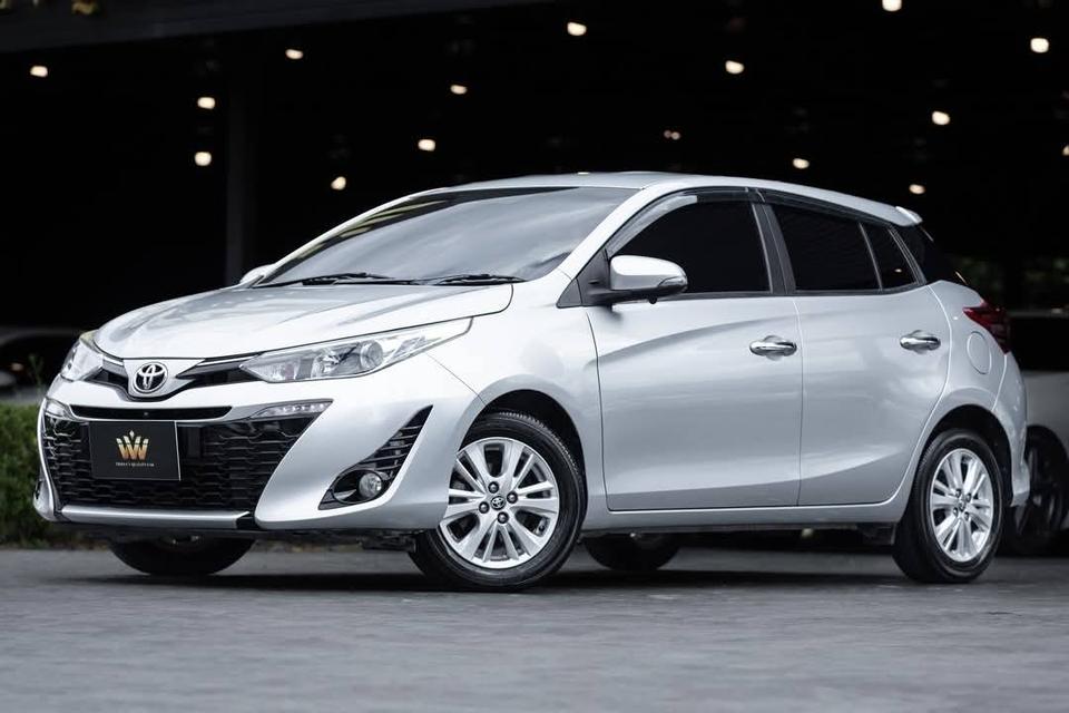 Toyota 1.2G hatchback auto 9 หมื่น 2