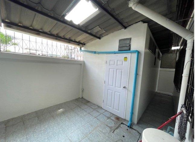 ให้เช่าทาวน์โฮม 4 ชั้น / พหลโยธิน 32 เสนานิคม 1 ซอยต้น ๆ เข้าซอย 100 เมตร / จอดรถ 2-3 คัน 12