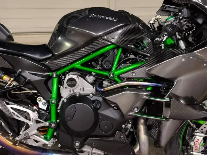 พร้อมขาย Kawasaki Ninja H2R  จังหวัด นครปฐม 4