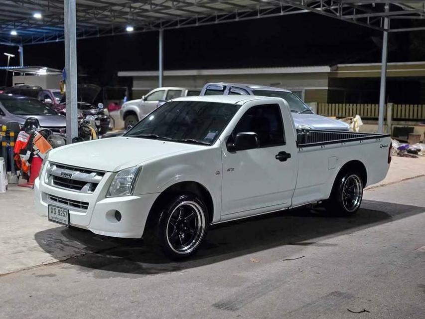 Isuzu D-Max ตอนเดียว ปี 2011