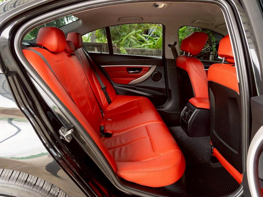 BMW 330e 2.0 Sport ปีจด 18 15