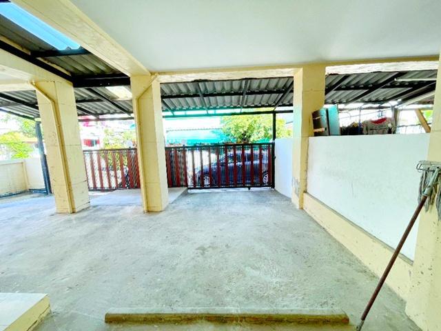 ทาวน์เฮาส์ 3 นอน 2 น้ำ ใกล้ สวนหลวง ร.9 900 ม. 24 ตร.ว.188ตร.ม. หลังหัวมุม เฉลิมพระเกียรติ ร.9 44-52 ประเวศ ใหญ่มาก 2คูห 2