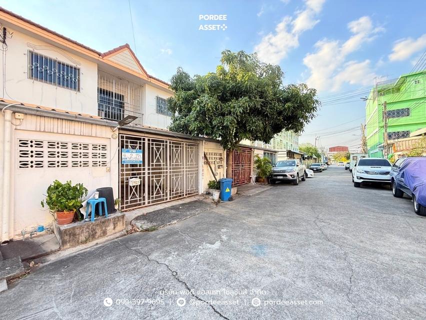 ขาย!! ทาวน์เฮ้าส์ หมู่บ้านนำโชค เพชรเกษม58 ( ขนาด 27 ตร.ว.) พุทธมณฑลสาย1 ภาษีเจริญ  ใกล้รถไฟฟ้าสายสีน้ำเงิน และซีคอน บางแค 17