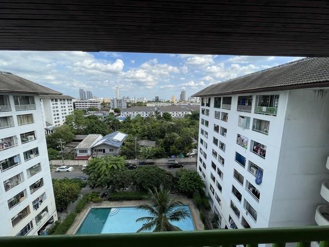 PB5471 ขายคอนโดมิเนียม วิวสระว่ายน้ำ คอนโดซิตี้วิลล่า (City Villa) ซอยลาดพร้าว130 ตึกF1 ชั้น9 ห้องมุม ห้องเปล่ารีโนเวทใหม่ ใกล้ MRT ลาดพร้าว 101