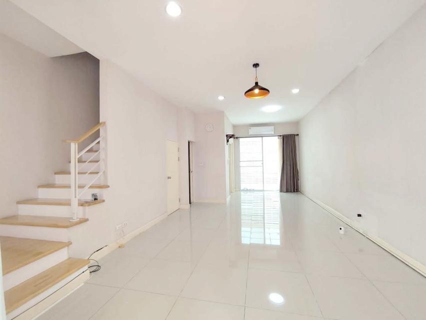 บ้าน กลางเมือง ลาดพร้าว 87 เช่า ทาวน์โฮม 3 ชั้น 4ห้องนอน 3