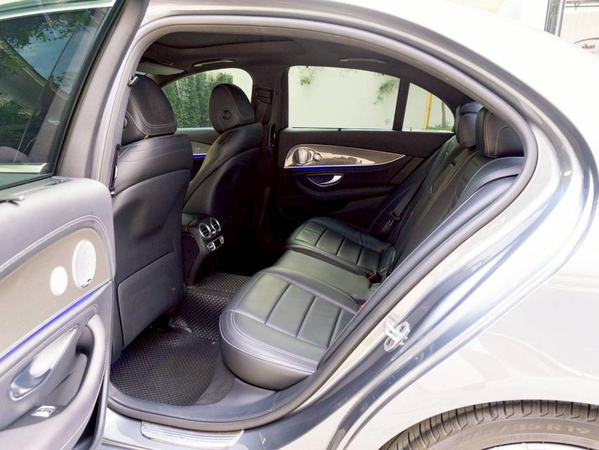 Mercedes Benz E350e AMG Dynamic Plug-in Hybrid (W213) ปีจด 2020 10