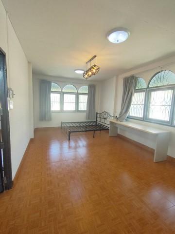 ให้เช่าบ้านเดี่ยว2ชั้นย่านโชคชัย4ลาดพร้าวลาดพร้าววังหินเสนานิคมใกล้MRTโชคชัย4ที่จอดรถ 5 คัน เหมาะอยู่อาศัยและทำโฮมออฟฟิศ 11