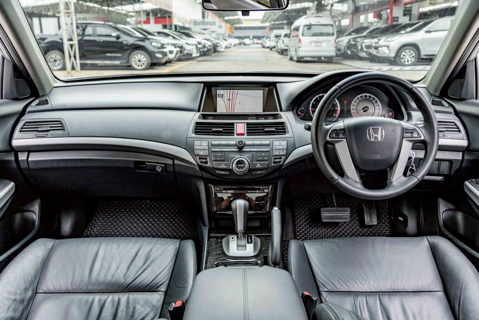 รหัสรถ NP705 HONDA ACCORD 2.0E 2012 12