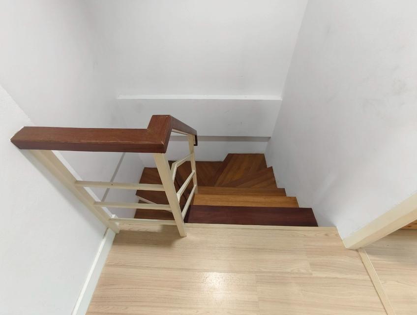 หมู่บ้านไนน์ คาแนล รังสิต-คลอง 8 ถนนรังสิต-นครนายก ต.ลำผักกูด อ.ธัญบุรี จ.ปทุมธานี 10