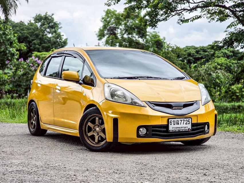 รหัสรถ CBLX7725 🚗✨ HONDA JAZZ 1.5 GE ACTIVE PLUS ปี 2010 ✨🚗