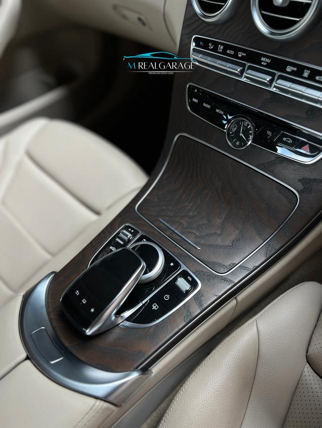 Benz C350e  8