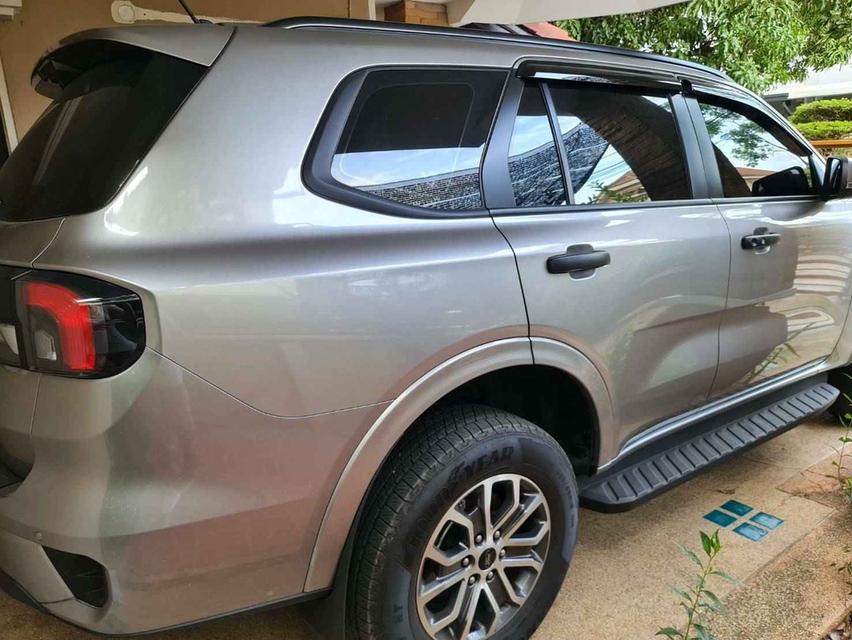 ขายถูกมาก รถบ้านสภาพป้ายแดง Ford Everest Trend 2.0 Turbo4X2 6AT2023 ไมล์น้อย  2