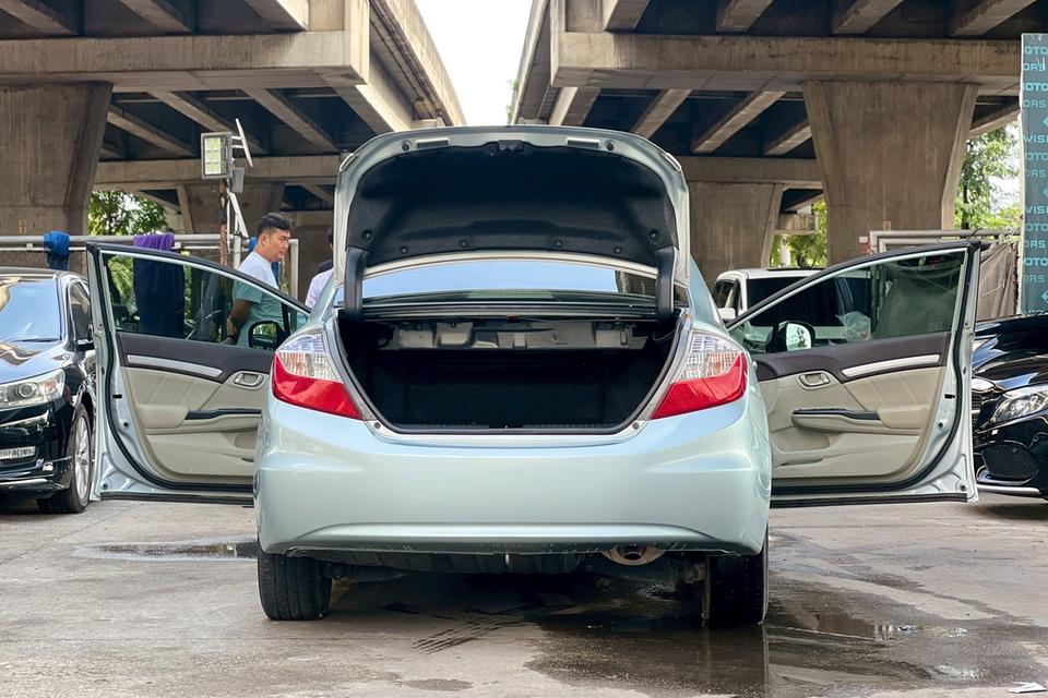 Honda CIVIC FB 1.5 Hybrid AT ปี 2013 9