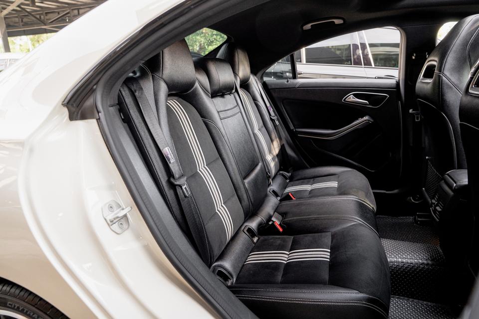Mercedes-Benz CLA250 AMG White Art Edition ปี 2019⚡️เข้าใหม่! 𝐂𝐋𝐀𝟐𝟓𝟎 รุ่น 𝐋𝐢𝐦𝐢𝐭𝐞𝐝 วิ่งน้อยมากก 𝟒𝟖,𝐱𝐱𝐱 𝐤𝐦.👀✨ 7