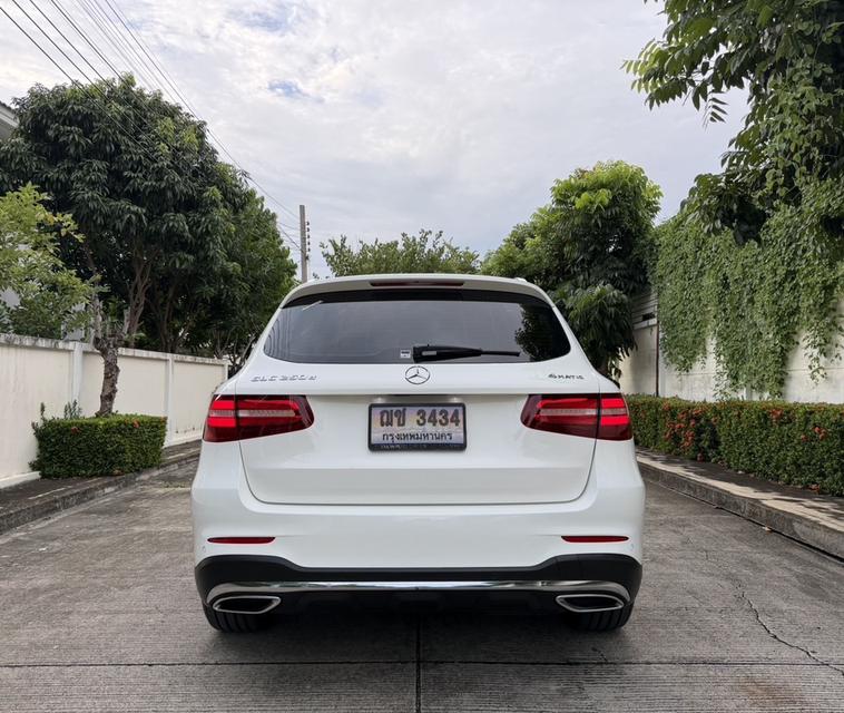 รหัสรถ AP3434 Benz GLC 250d 4MATIC AMG Dynamic ปี17 สีขาว รูปที่ 8
