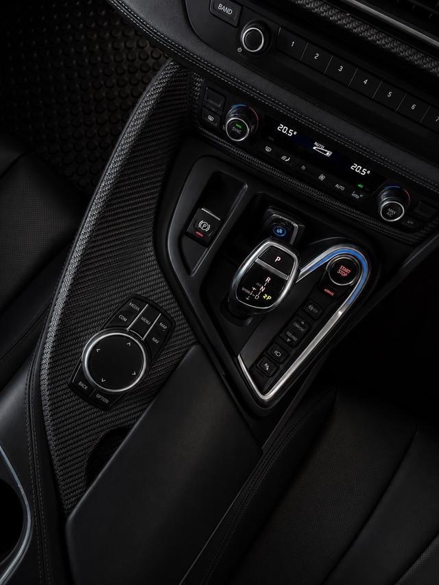 BMW I8 ROADSTER 1.5 RHD PLUG IN HYBRID AT 2019 รูปที่ 8